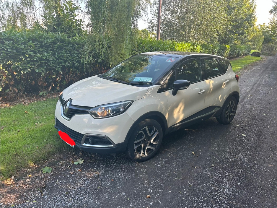 Renault Captur INTENSE 1.5 DCI 90 EU6M 4DR — thumbnail 4