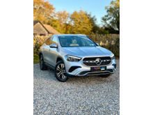 Mercedes-Benz GLA Class GLA 180 A/T Progressive