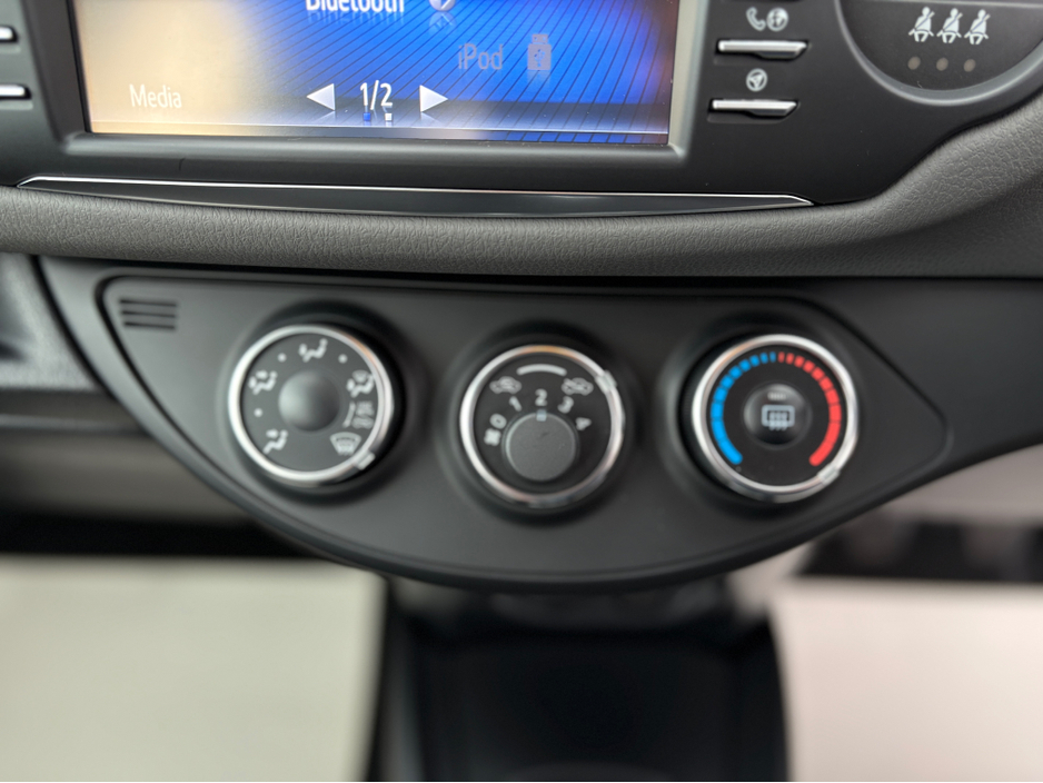 2017 Toyota Yaris 1L Petrol For Sale Images