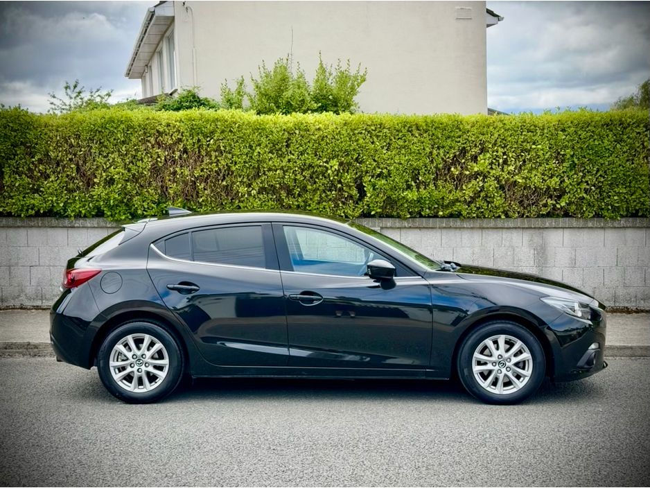 2016 Mazda Mazda3 2L Petrol For Sale Images