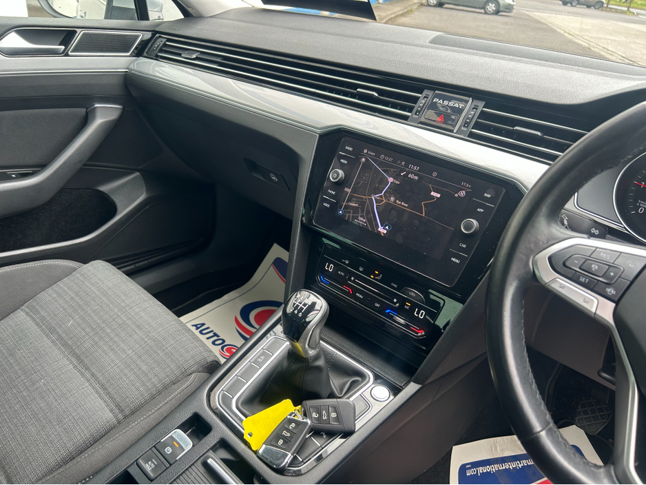 2021 Volkswagen Passat 2.0L Diesel For Sale Images