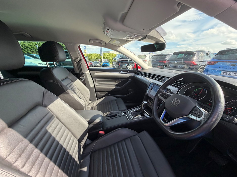 2022 Volkswagen Passat 1.4L Hybrid For Sale Images