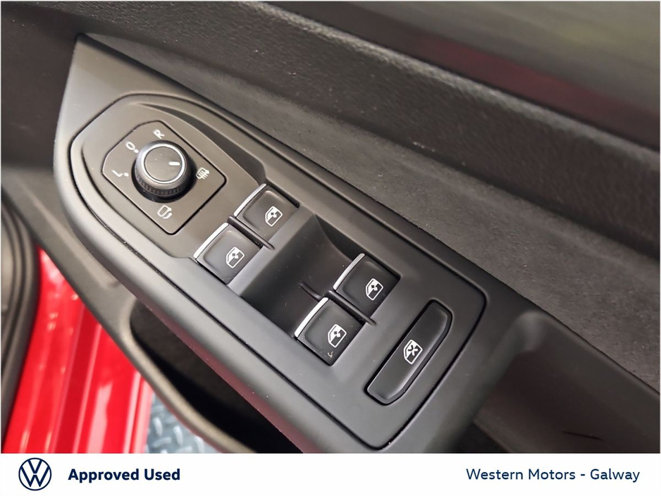 Volkswagen Golf 2.0 TDI 115HP Style DSG — thumbnail 38