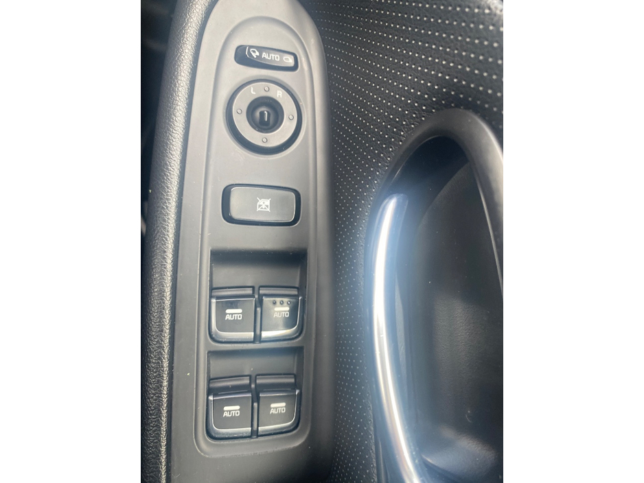2019 Kia Carens 1.7L Diesel For Sale Images