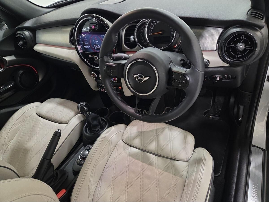 2022 MINI Hatch 1.5L Petrol For Sale Images