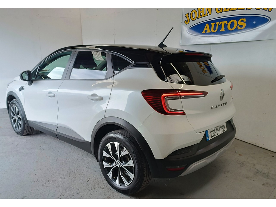 2023 Renault Captur 1L Petrol For Sale Images