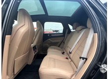 2023 Porsche Cayenne 3L Petrol Plug-in Hybrid For Sale Images
