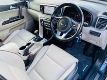 2021 Kia Sportage 1.6L Diesel Hybrid For Sale Images
