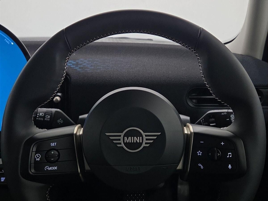 2025 MINI Hatch 1.5L Petrol For Sale Images