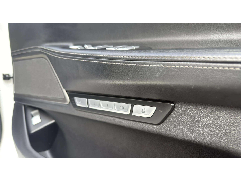 2017 BMW 7 Series 2.0L Petrol Plug-in Hybrid For Sale Images