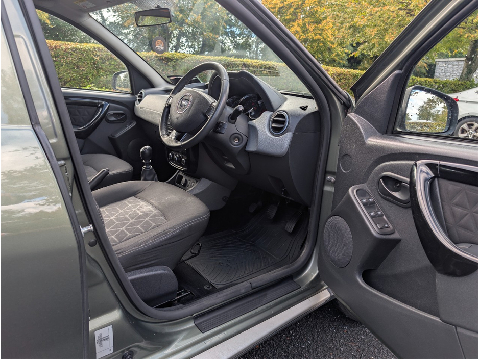 Dacia Duster SIGNATURE 1.5 DCI 110 4X — thumbnail 12
