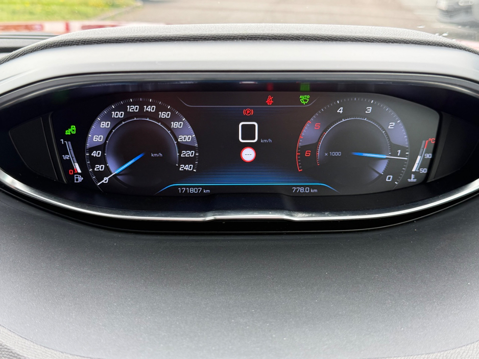 2020 Peugeot 3008 1.5L Diesel For Sale Images