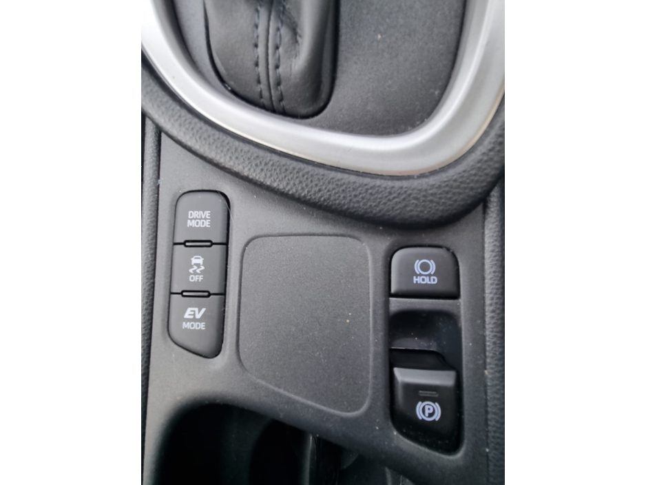 2024 Toyota Yaris 1.5L Petrol Hybrid For Sale Images