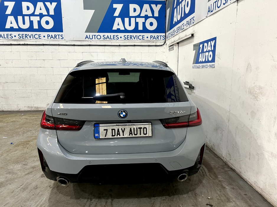 2024 BMW 3 Series 2L Petrol Plug-in Hybrid For Sale Images