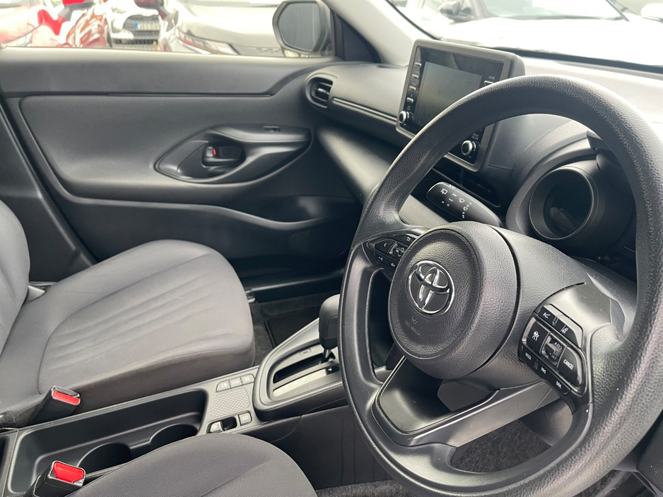 2022 Toyota Yaris Cross 1.5L Petrol Hybrid For Sale Images