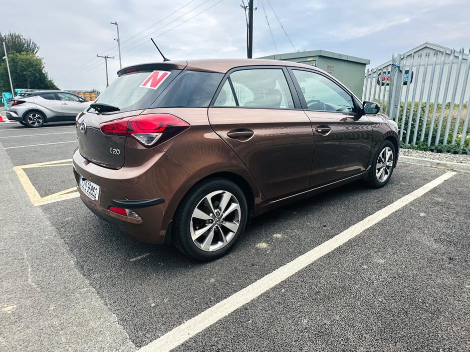 Hyundai i20 SE 84PS 5DR — thumbnail 6