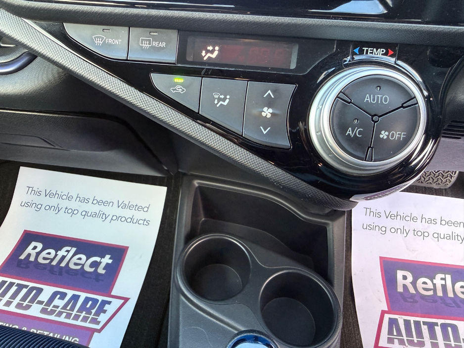 Toyota Aqua 1.5 Petrol Hybrid Automatic — thumbnail 16