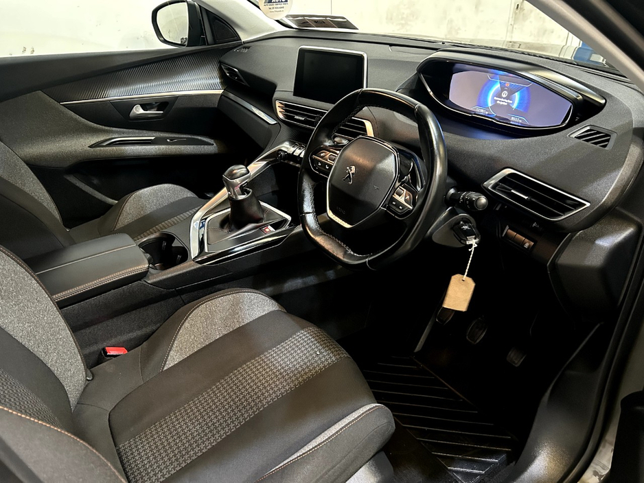 2019 Peugeot 3008 1.2L Petrol For Sale Images