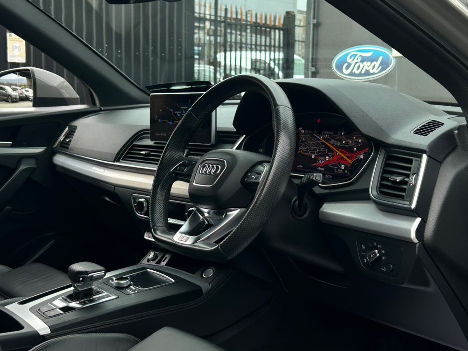 2019 Audi Q5 2L Petrol Plug-in Hybrid For Sale Images