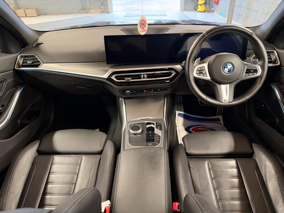 2023 BMW 3 Series 2L Petrol Hybrid For Sale Images