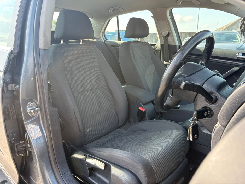 2010 Volkswagen Jetta 1.6L Diesel For Sale Images