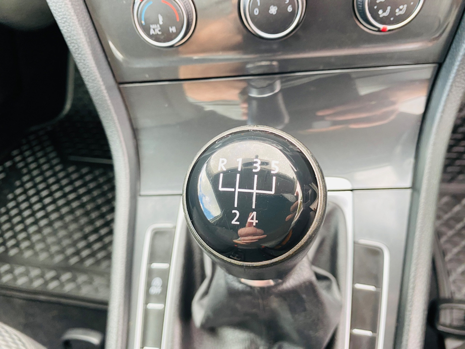 2019 Volkswagen Golf 1.6L Diesel For Sale Images