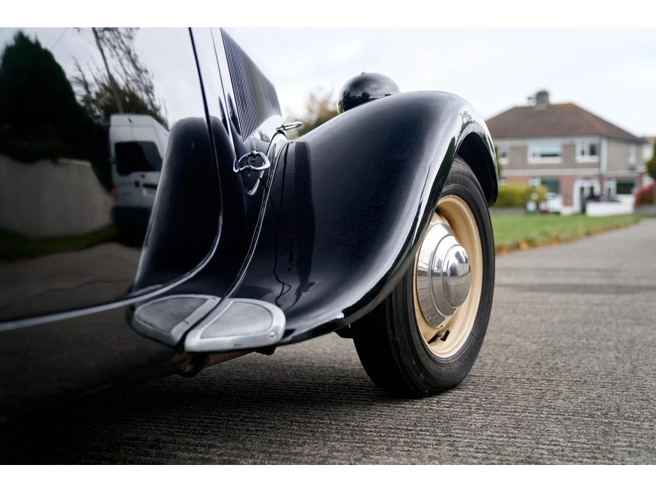 1950 Citroen Traction Avant 2L Petrol For Sale Images