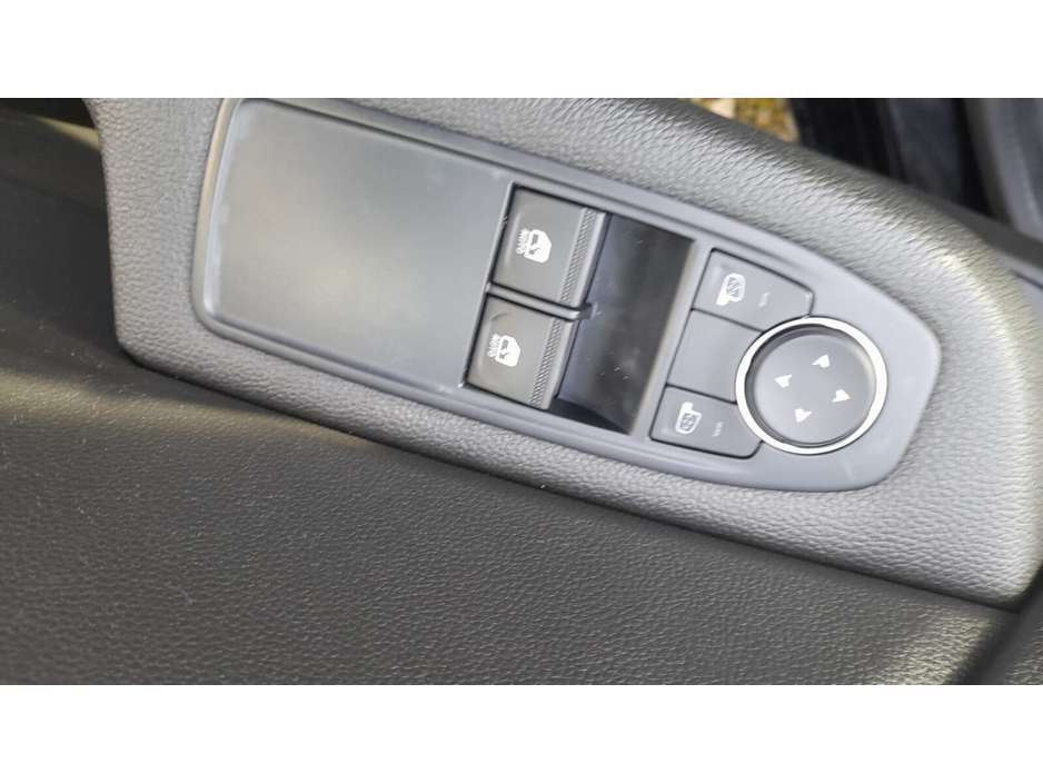 2022 Renault Clio 1L Petrol For Sale Images