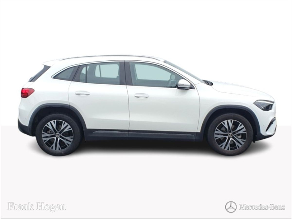Mercedes-Benz GLA Class GLA 180 Progressive 1.3 Petrol 136 BHP EX DEMO ONLY 8.000 KMS — thumbnail 9