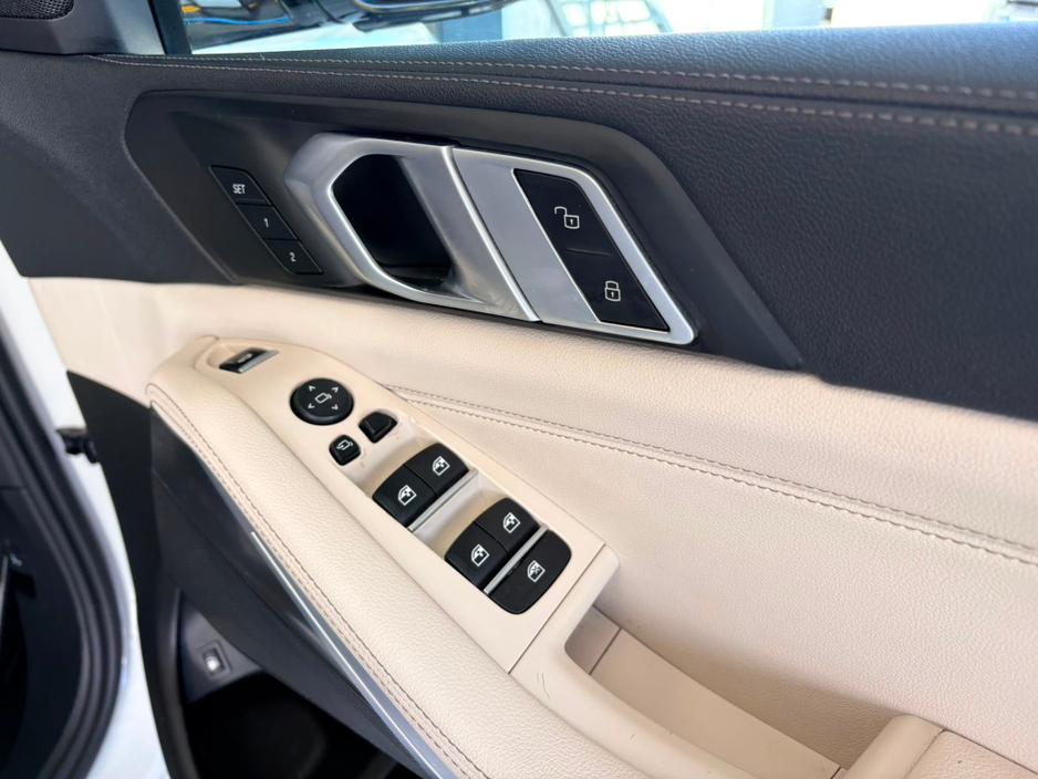 2022 BMW X5 3L Petrol Plug-in Hybrid For Sale Images