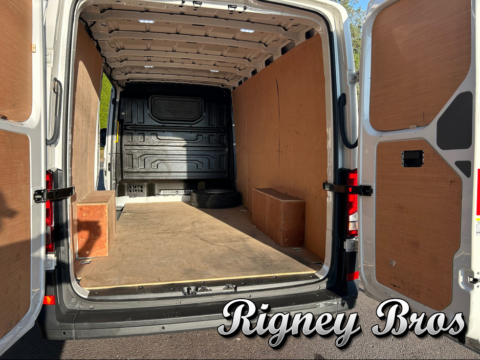 2024 Volkswagen Crafter 2L Diesel For Sale Images