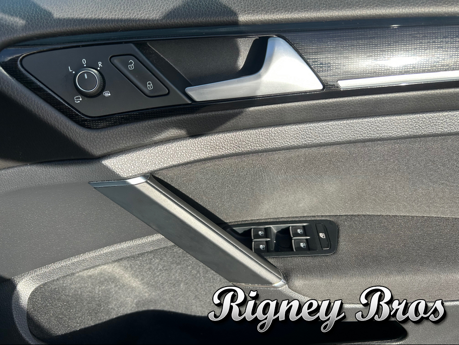 2018 Volkswagen Golf 2L Diesel For Sale Images
