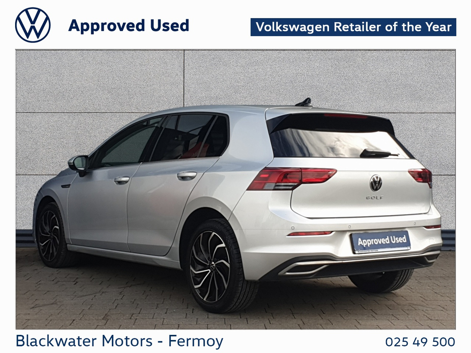 Volkswagen Golf 2.0TDI 115BHP STYLE WITH UPGRADED ALLOYS & REAR TINTED WINDOWS — thumbnail 15