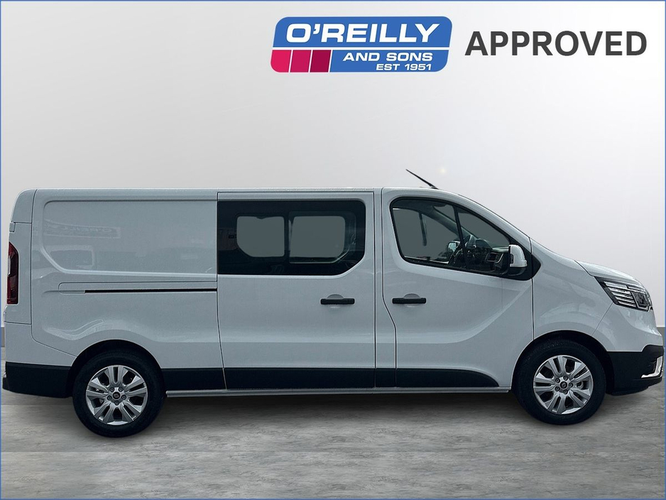 2025 Renault Trafic 2.0L Diesel For Sale Images