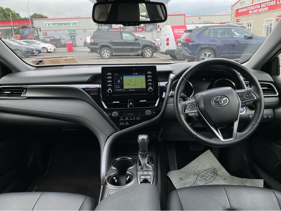 2022 Toyota Camry 2.5L Petrol Hybrid For Sale Images