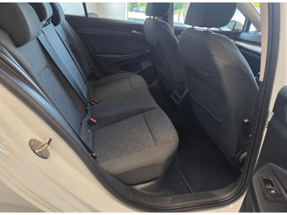 2024 Volkswagen Golf 1L Petrol For Sale Images