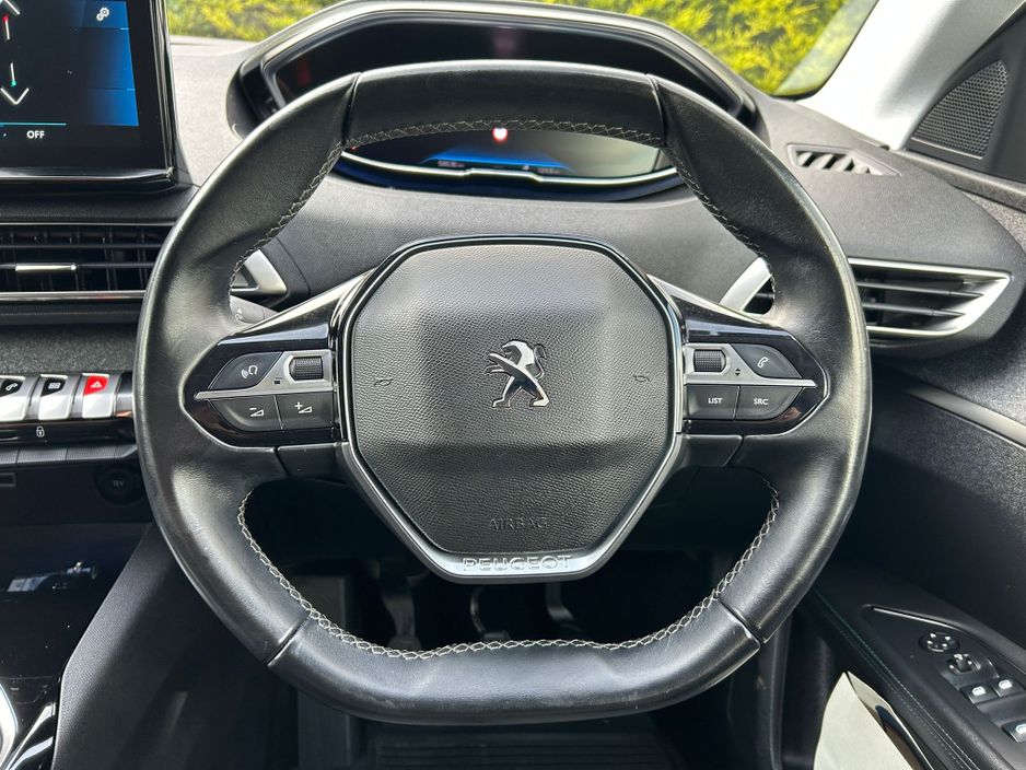 2022 Peugeot 5008 1.5L Diesel For Sale Images