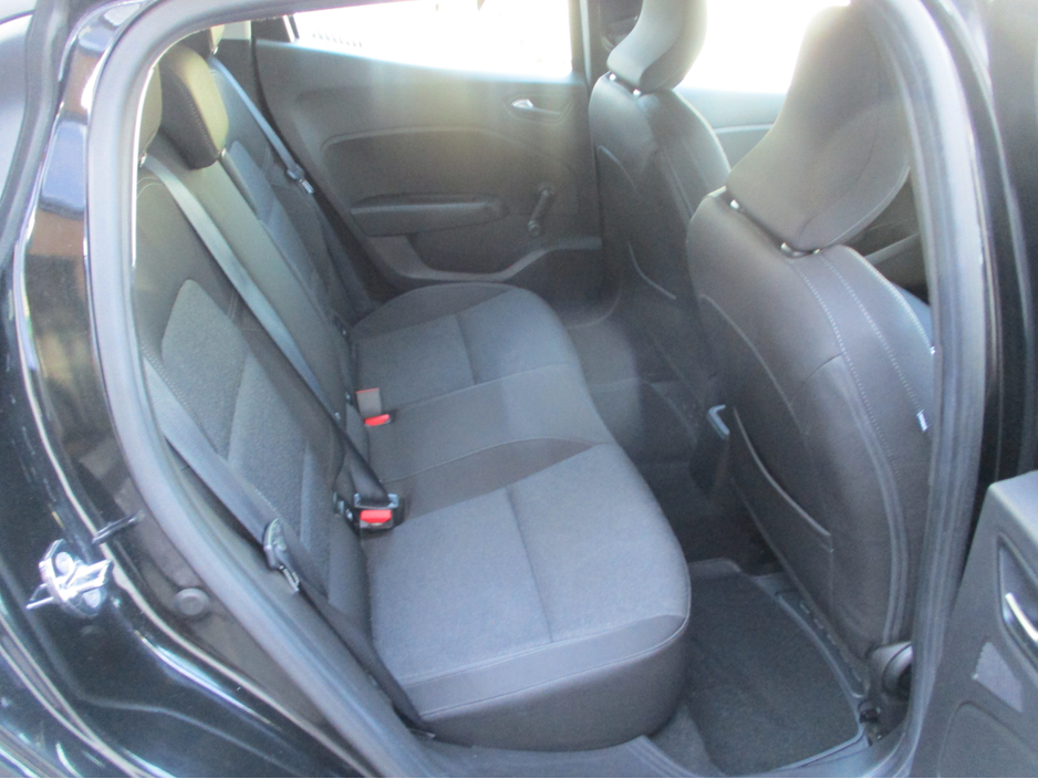 2022 Renault Clio 1L Petrol For Sale Images