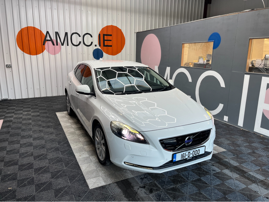 Used Volvo V40 2016 in Dublin