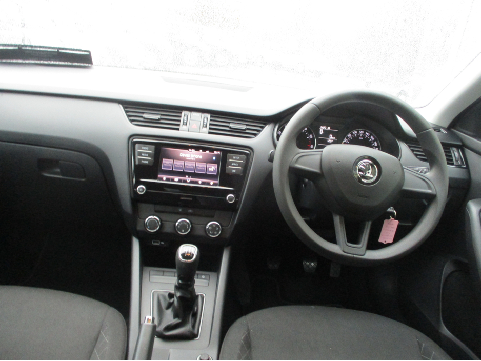 2018 Skoda Octavia 1L Petrol For Sale Images