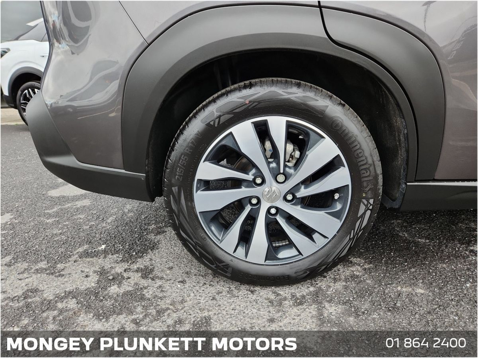 2025 Suzuki SX4 S-Cross 1.4L Petrol For Sale Images