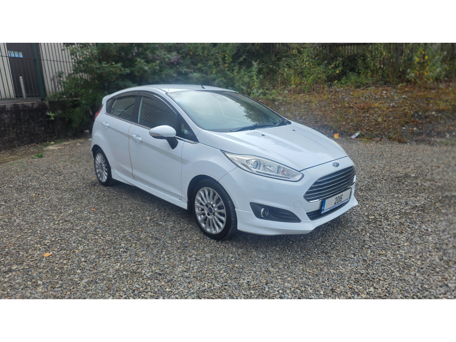 Ford Fiesta — thumbnail 2