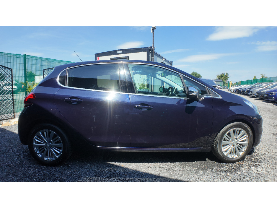 2019 Peugeot 208 1.2L Petrol For Sale Images