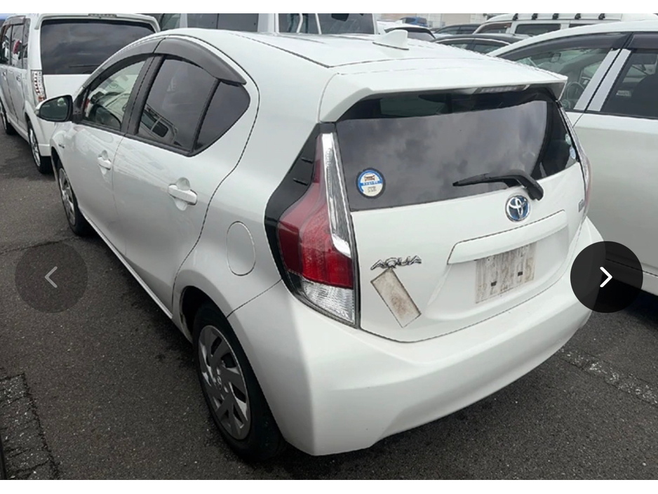 Toyota Aqua 1.5 Petrol Hybrid Automatic Low Km — thumbnail 4