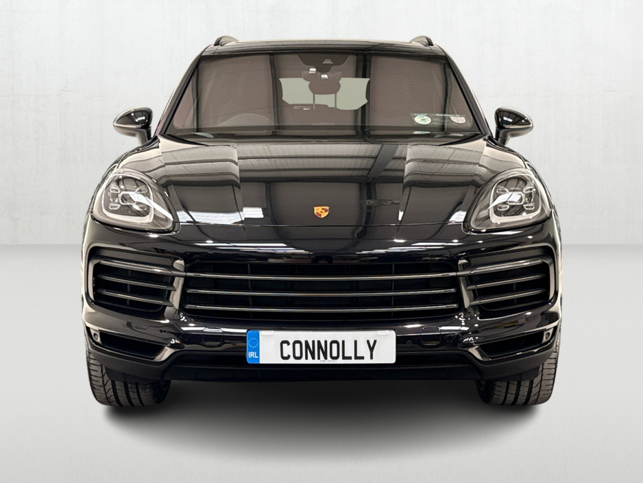 2022 Porsche Cayenne 3L Petrol Plug-in Hybrid For Sale Images
