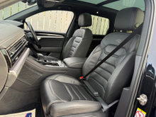 2022 Volkswagen Touareg 3L Diesel For Sale Images
