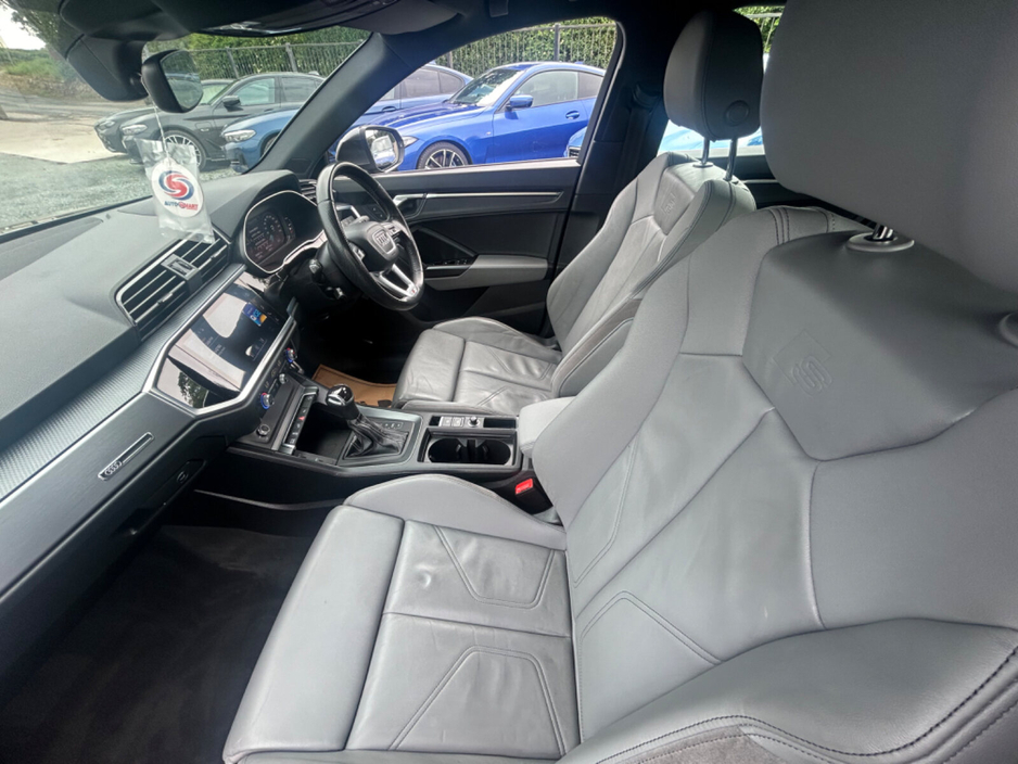 2022 Audi Q3 1.4L Petrol Plug-in Hybrid For Sale Images