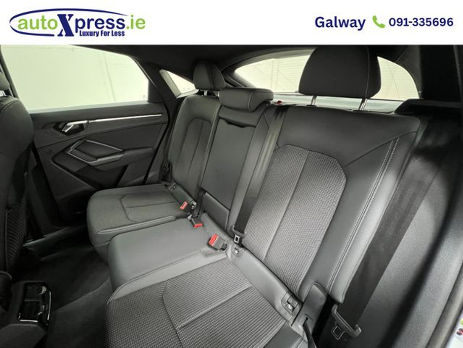 Audi Q3 Q3 SPORTBACK 35TDI QUATTRO S-LINE Automatic — thumbnail 4