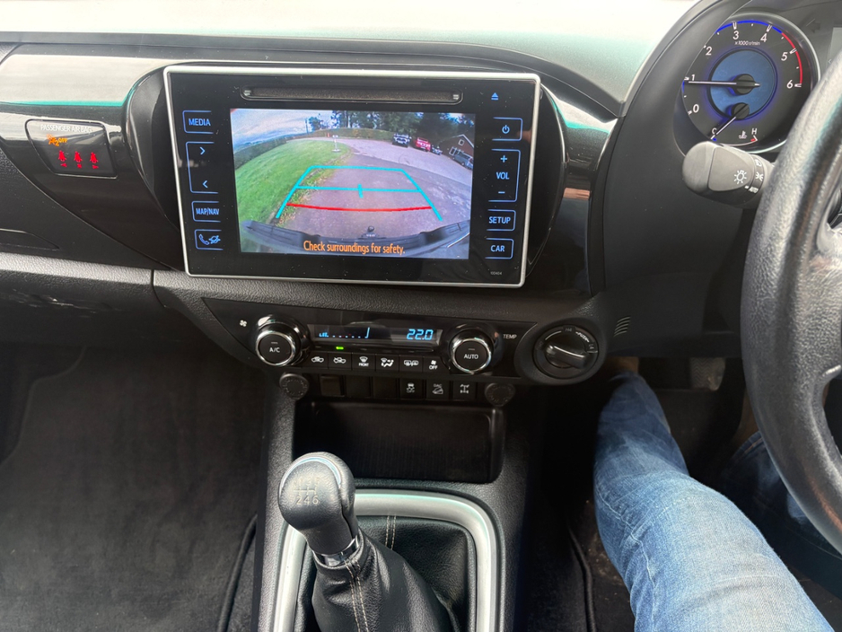 2019 Toyota Hilux 2.4L Diesel For Sale Images