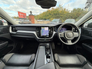 2022 VOLVO XC60 2.0 MOMENTUM AUTO